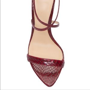 Alexandre Birman red sandal never worn